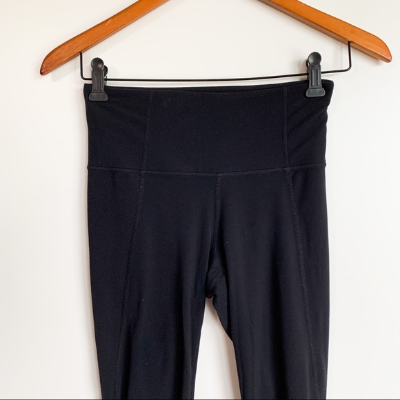 Athleta Black Salutation 7/8 Tight Pants # 591375 - Picture 3 of 5